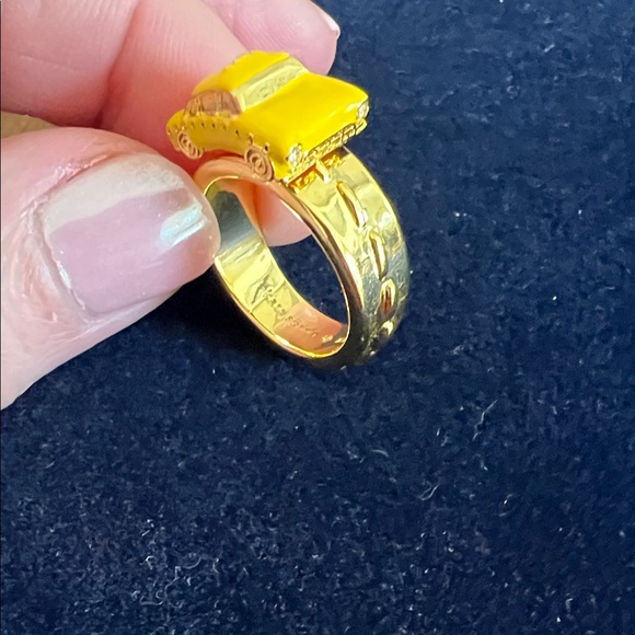 Kate spade Yellow Cab 🚕 Enamel Gold Ring - Picture 3 of 5
